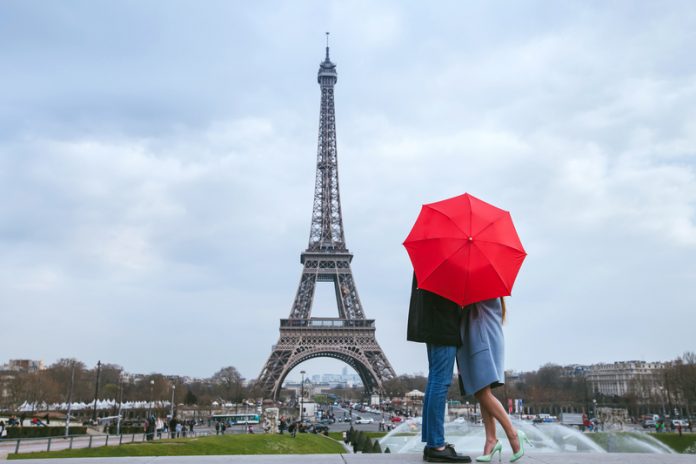 Eiffel-Tower-lovers