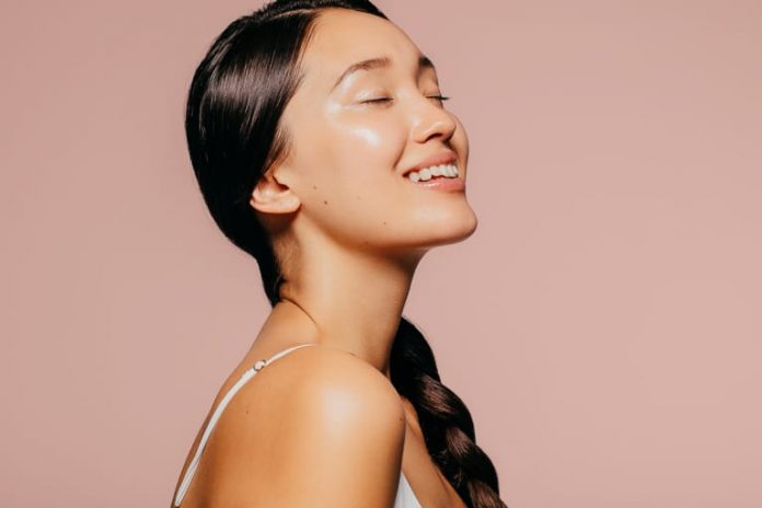 how-to-get-glass-skin-a-step-by-step-guide-to-get-that-dewy-glow