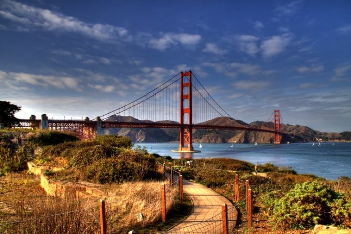 photo-1574167440892-f018158f20c0