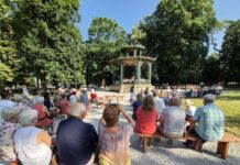 Mestský park v Košiciach cez víkend opäť ožije. Ponúkne thajský box, hity kráľovnej popu aj folklór