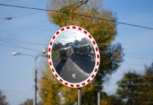 Autobusy a električky prechádzajú na školský režim, končí aj dočasná zastávka Meteorová