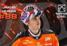 Mladý brankár Jakub Husár debutoval za HC Košice