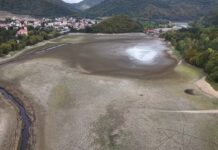 VIDEO: Vysychajúci Ružín je na nepoznanie. Hornád a Hnilec nestačia nahrádzať odtekajúcu vodu