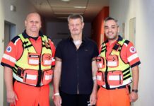 50 minút resuscitácie a 11 výbojov. Náročná záchrana pacienta v Košiciach ukázala význam reťazca prežitia