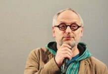 Do kín prichádza Život alebo film – intímny rozhovor Dušana Hanáka so sebou samým