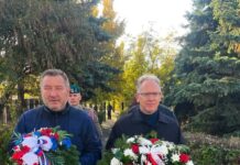 Poľská delegácia uctila pamiatku dobrovoľníkov v Košiciach