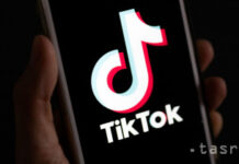 TikTok zaplatí 400 miliónov za porušovanie zákona na ochranu detí