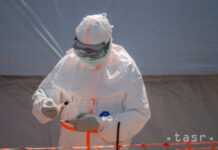 ŠÍRIACA SA EBOLA: Američan pracujúci v Kongu mal pozitívny test