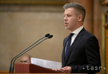 Magyar do Prahy odcestoval českým autom