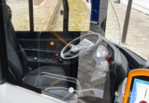 VÁŽNA NEHODA AUTOBUSU: Zranenia utrpelo 15 ľudí