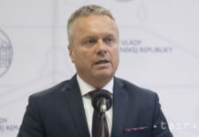 Zadlženosť vlani vzrástla takmer na 84 mld. eur