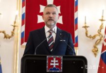 Prezident sa rozlúčil s dvomi generálmi odchádzajúcimi do výslužby