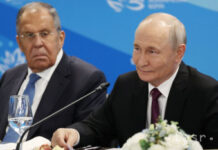 Lavrov: Nemecko muselo čakať reakciu Moskvy na zatvorenie centra
