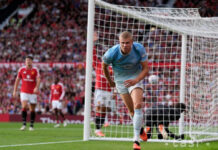 Webb priznal chybu v manchesterskom derby: Gól Haalanda nemal platiť