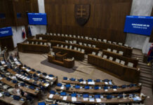 Poslanci uzavreli deň diskusiou k štátnemu záverečnému účtu za 2025